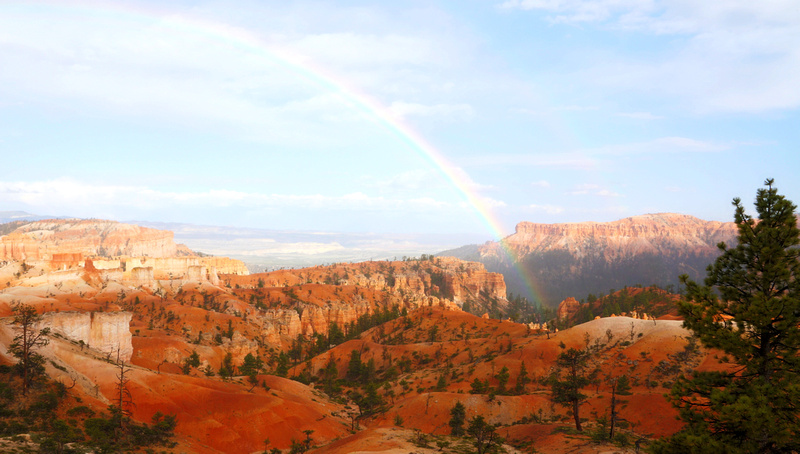 Rainbow crosses the horizon. Bryce Canyon National Park.